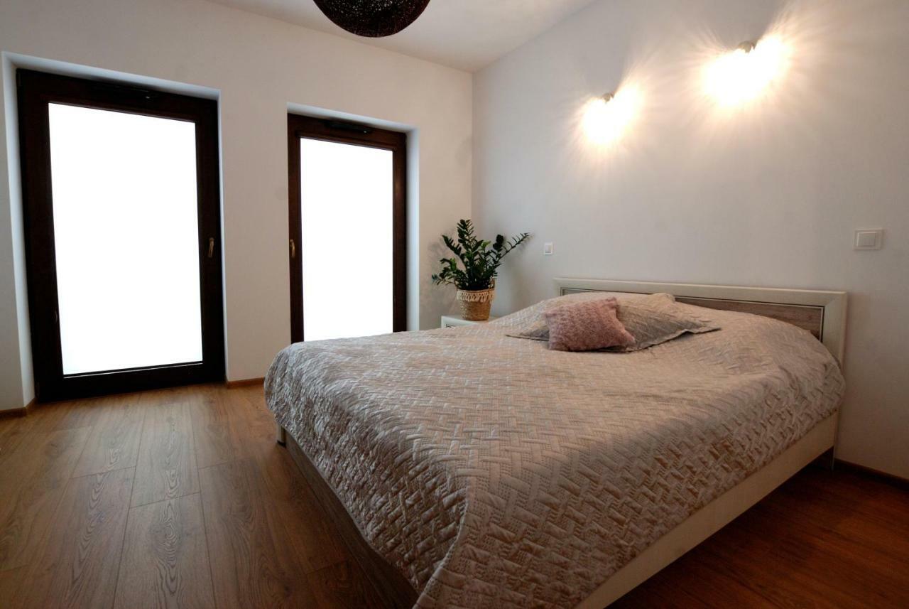Apartamenty Pod Wieza Przemysl Bagian luar foto